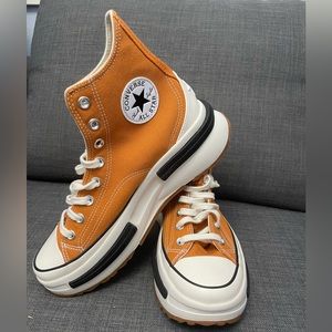 Converse Women’s Run Star Legacy CX Orange/White- Size 9.5